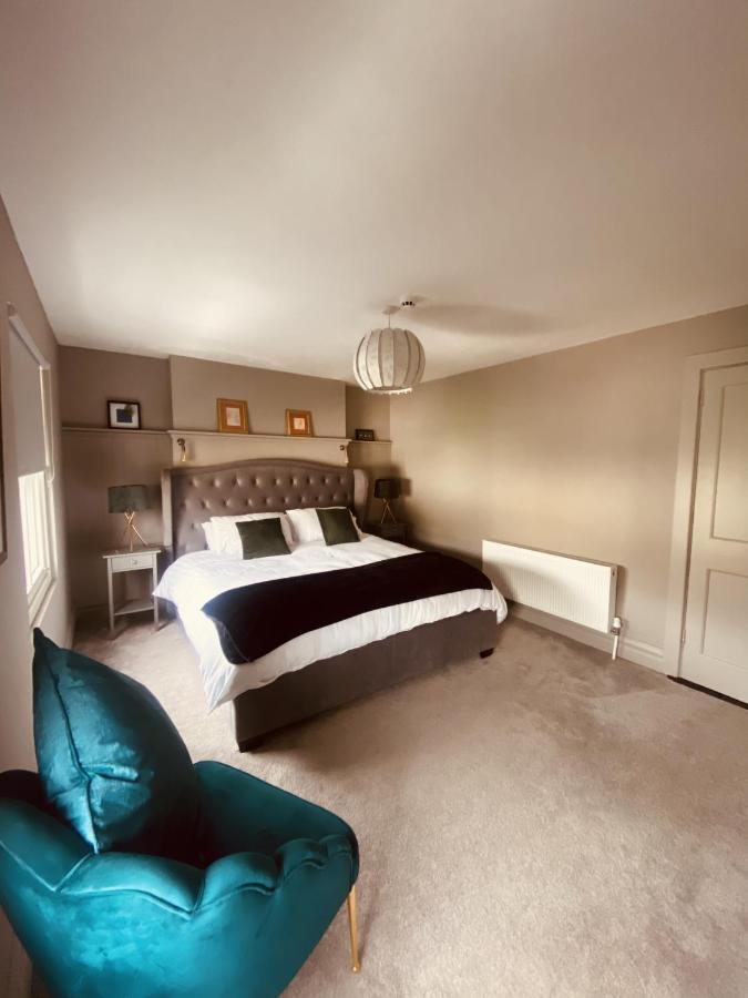3 Bedroom Luxury Apartment Main Street Cashel  Buitenkant foto