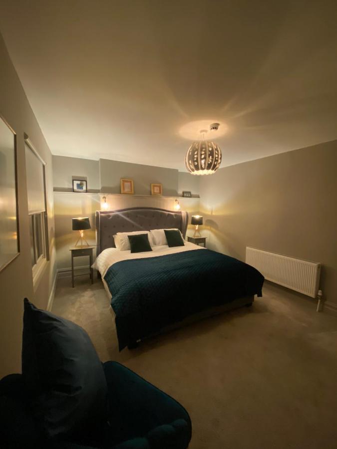 3 Bedroom Luxury Apartment Main Street Cashel  Buitenkant foto